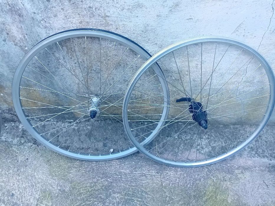 Rodas 26 SHIMANO V-brak  até 12v