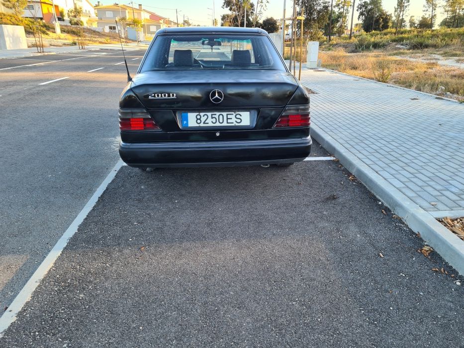 Mercedes-benz w124 200d