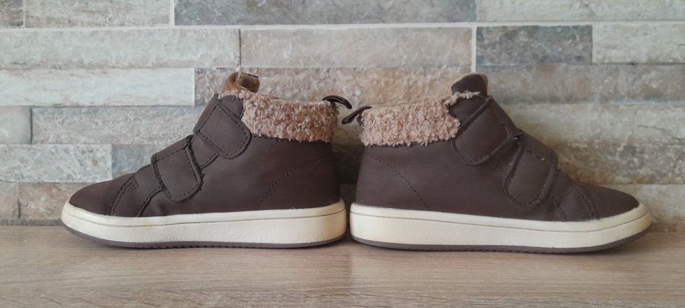 Buty brązowe jesień/wiosna rozmiar 23