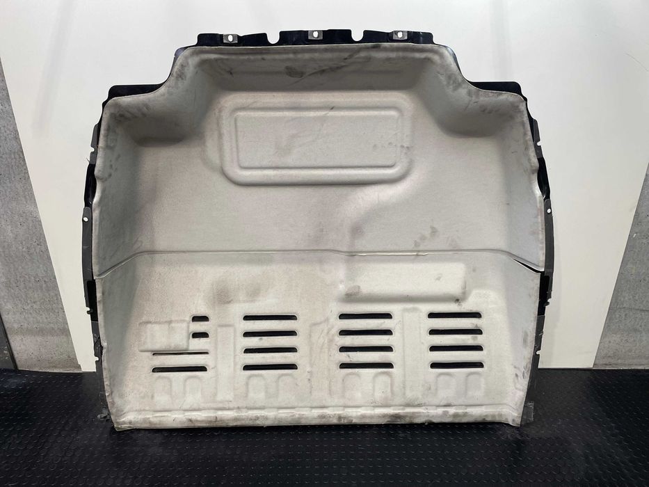 Divisória em chapa Ford Transit courier (2017)