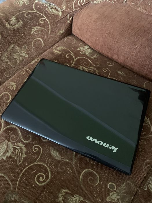 Ноутбук lenovo g560 i3 370m geforce 310m 6gb оперативної памяті
