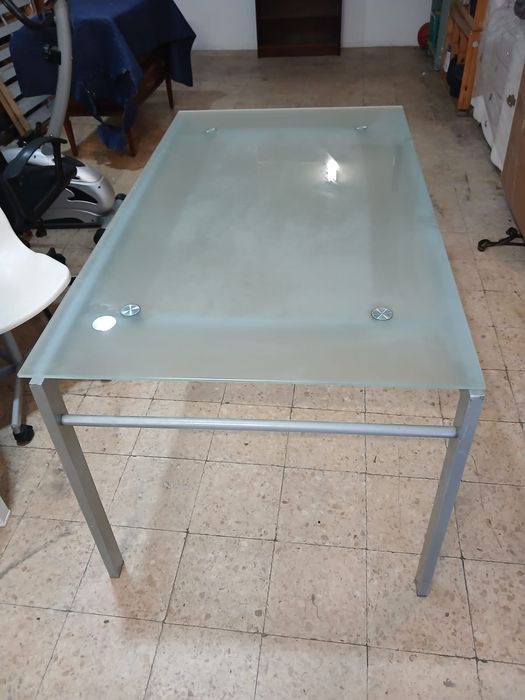 Mesa  de   vidro