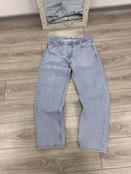 Мужские базовые светлые широкие джинсы