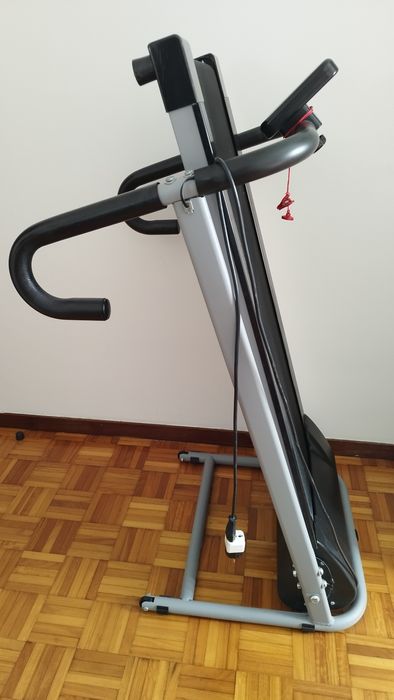 Treadmill437518696931676161