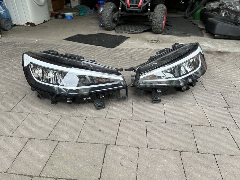 Передні фари Volkswagen ID4 Full LED