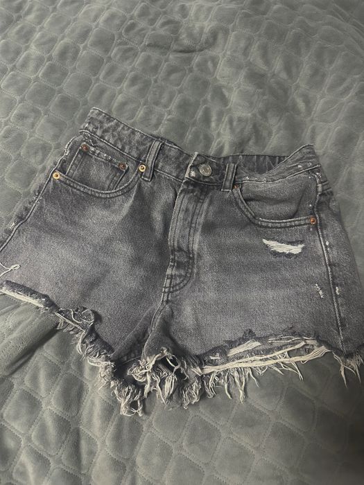Шорты zara.