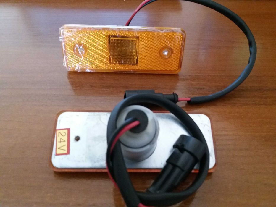 Катафот-светоотражатель новый