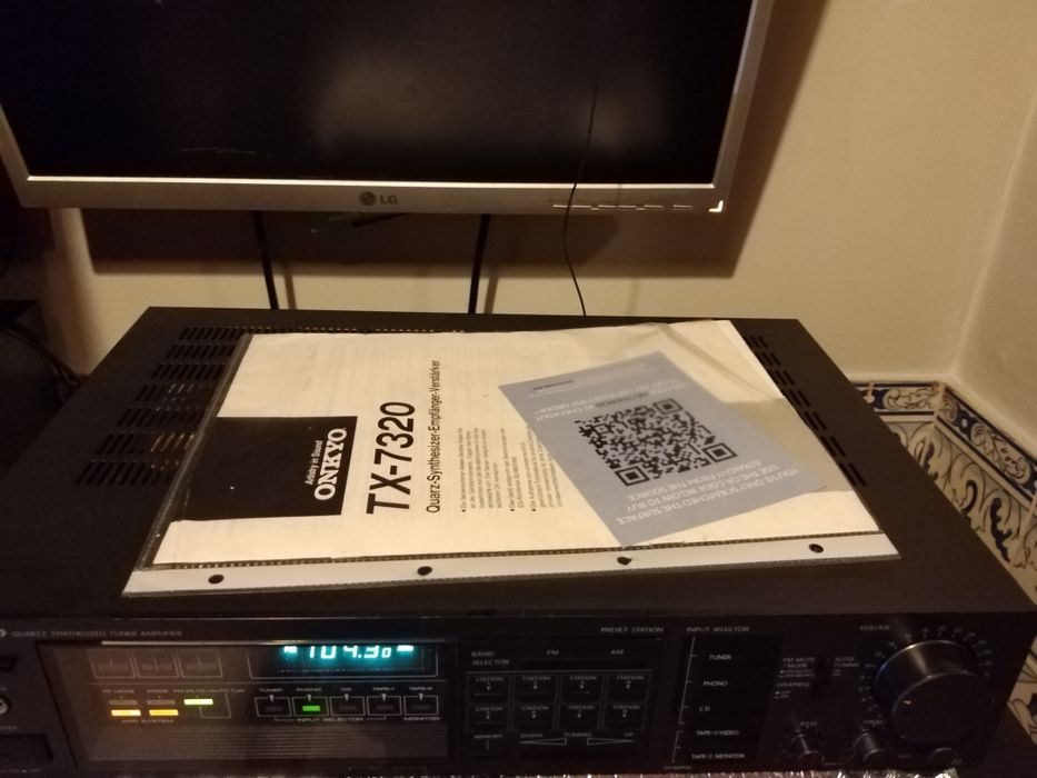 Amplificador Onkyo com rádio Mod TX 7320