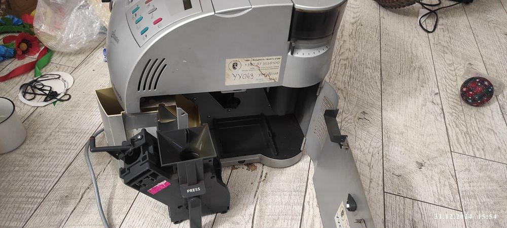 Кофемашина Saeco Stratos