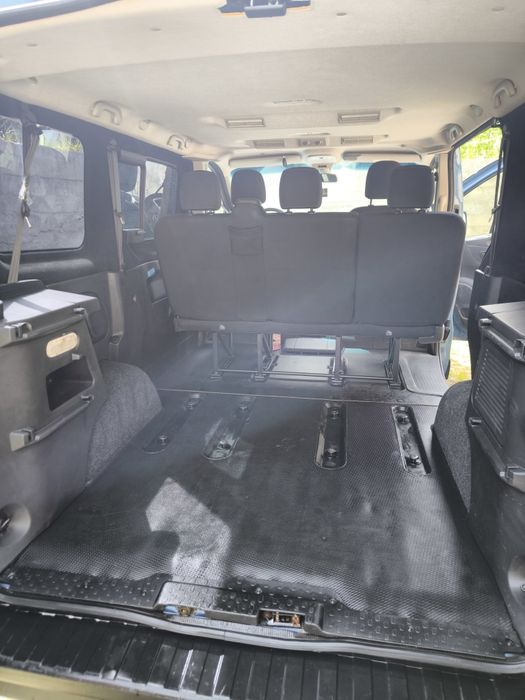 Продається сімейне авто Opel Vivaro