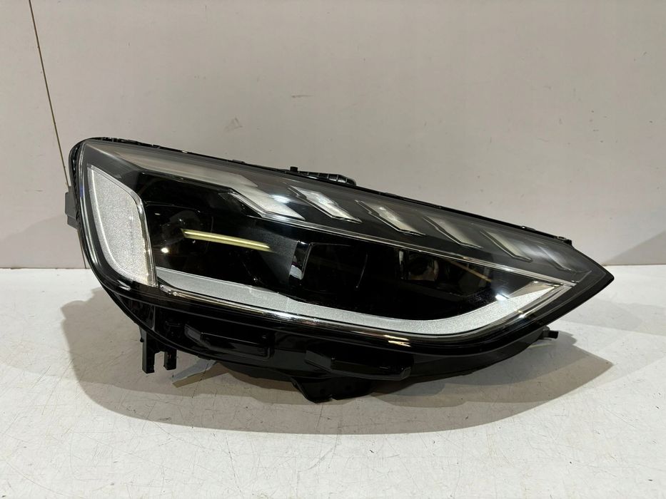 Audi A4 B9 lift lampa full led prawa - 15975