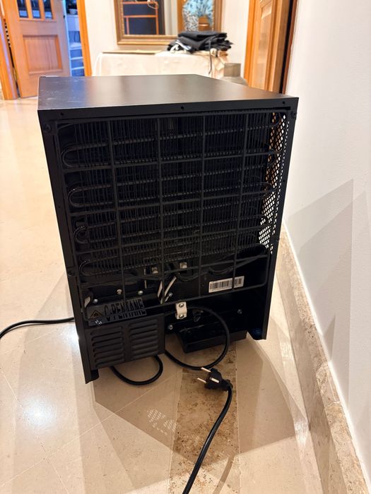 Cave de Vinhos La Sommelière