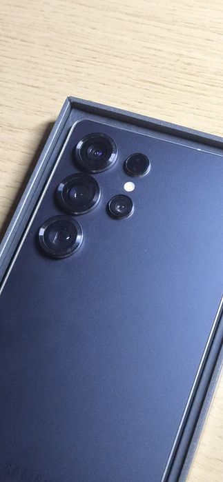 Samsung S25 ULTRA - Garantia 2028
