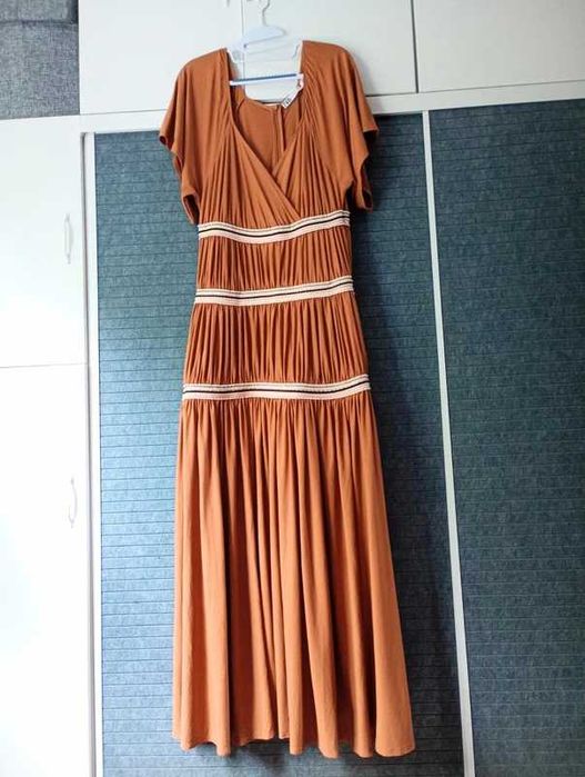 Sukienka na lato maxi Zara