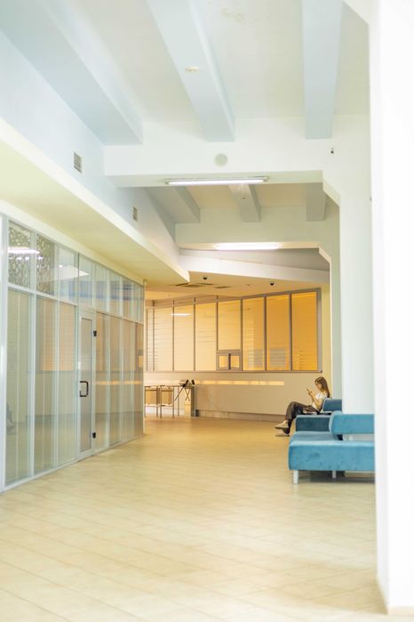 Офіс з сучасним ремонтом в БЦ,  106 м.кв. м.Вокзальна, Солом'янка,