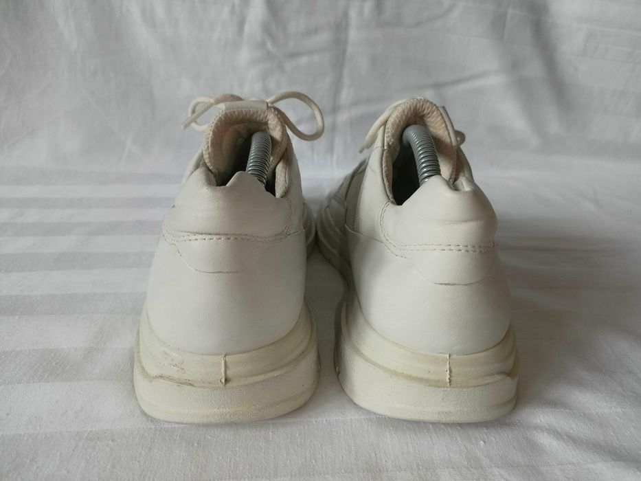 Ecco roz. 38 /Uk 5-5,5/ - dł. wkł. 24,5 cm- skóra