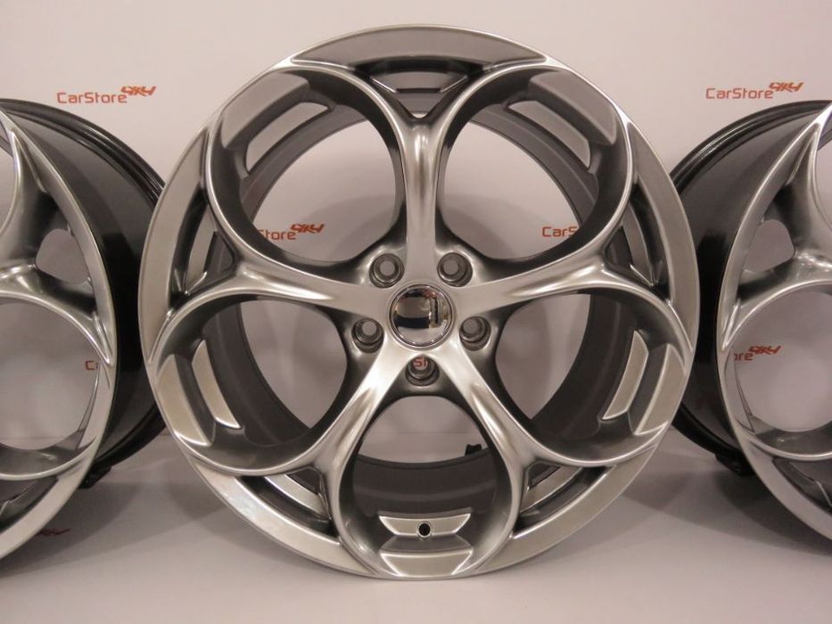 Jantes Look Alfa Romeo Giulia Quadrifoglio 18 x 8 et33 5x110 Hyperblac
