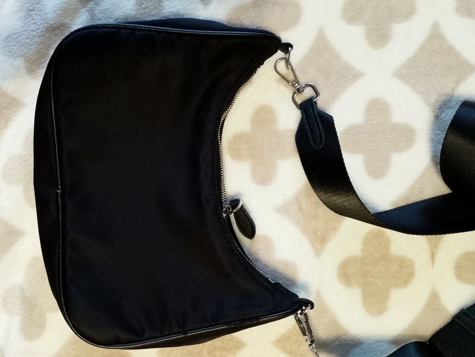 Продам сумку prada