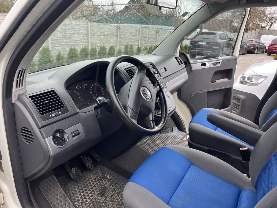 Volkswagen T5 Multivan 2.5 TDI