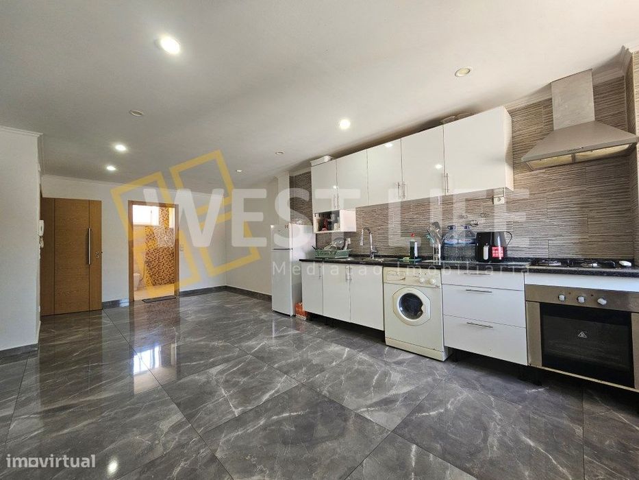 Apartamento T2 com Sala Open Space no Gradil | Mafra