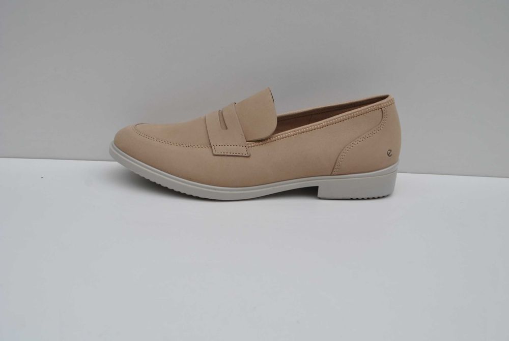 Komfortowe mokasyny Ecco Dress Classic 15