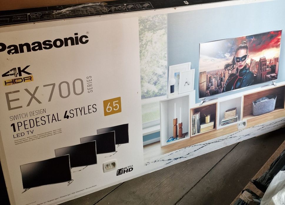 Panasonic LED TV TX-65EXM715