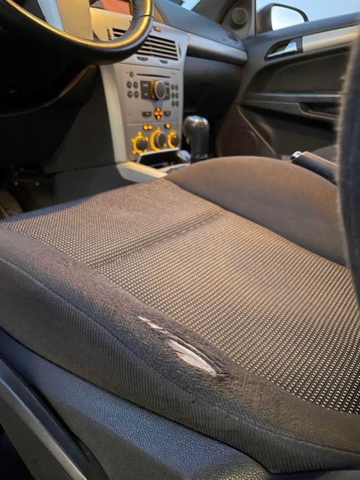 Opel Astra H GTC 1.8 (2 komplety kół)