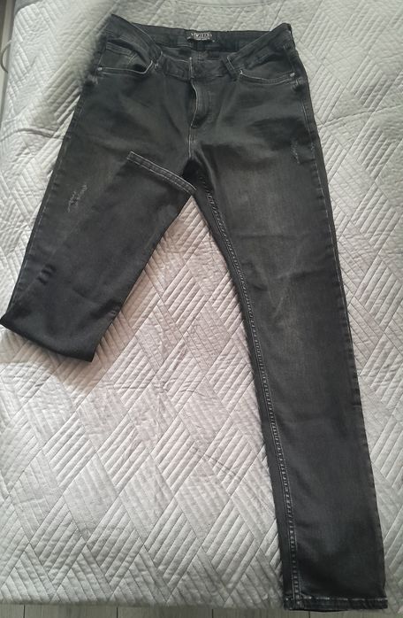 Темно-сірі чоловічі джинси