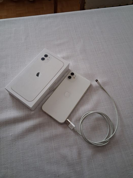 iPhone 11 biały 64 gb