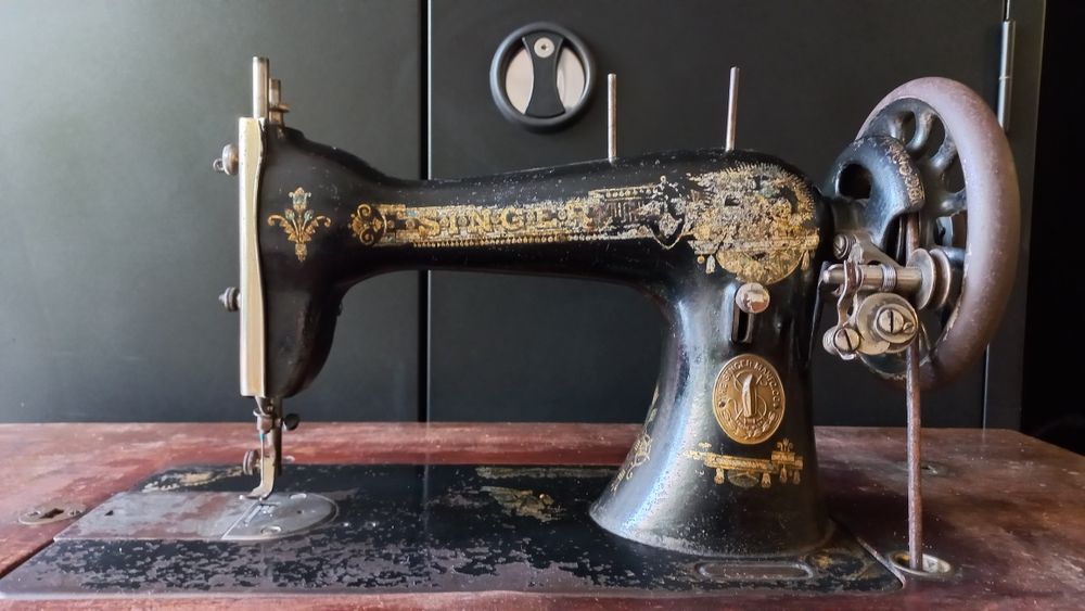 Máquina de costura Singer vintage