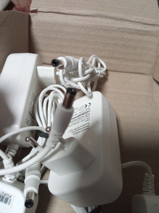 Електрошрот лот 3 шт Deutsche Telekom блок живлення 12В 12V 2.5А 30W