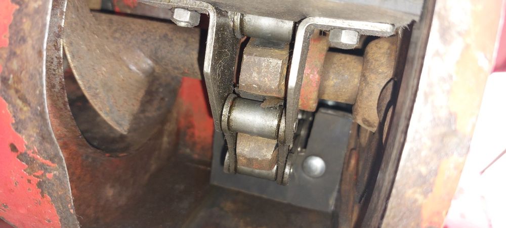 Зернозбиральний комбайн Massey Ferguson 440 3.м