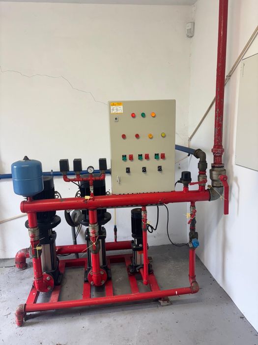 Tres Bombas Agua alta pressao “ Grundfos  “