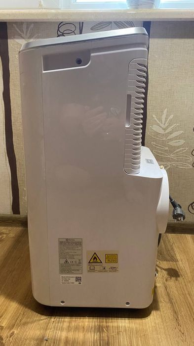 Мобільний кондиціонер Electrolux
