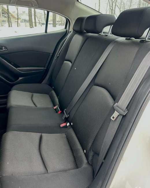 Mazda 3 2018 року