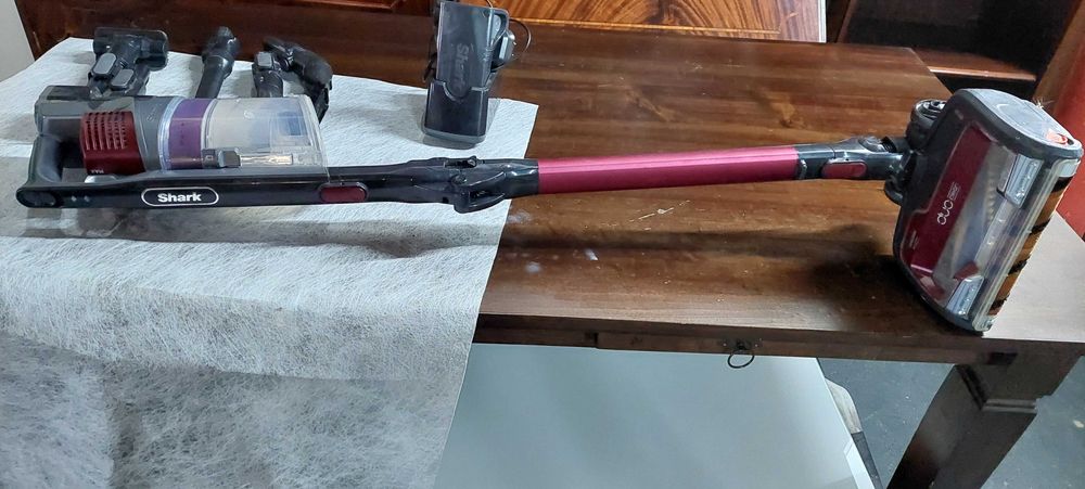 Odkurzacz Shark IZ251EUT