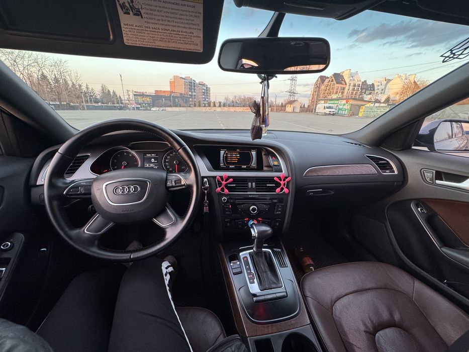 Продам ауді а4 б8 в доброму стані