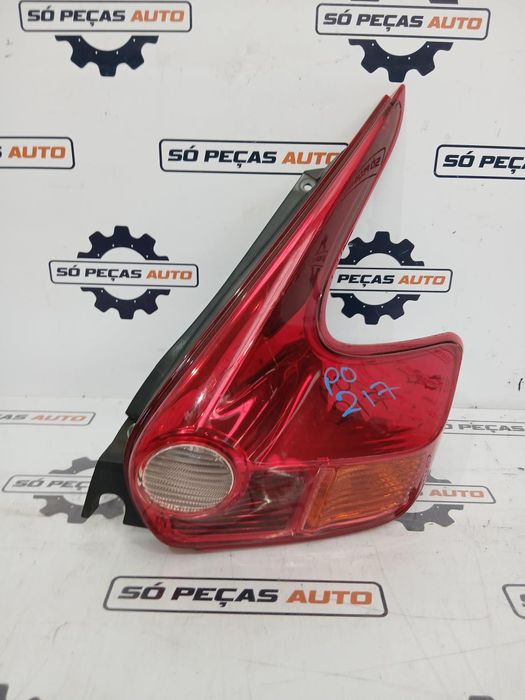 FAROLIM DIREITO PRETO NISSAN JUKE F15 1.5DCI 2010-2019 ANO: 2016