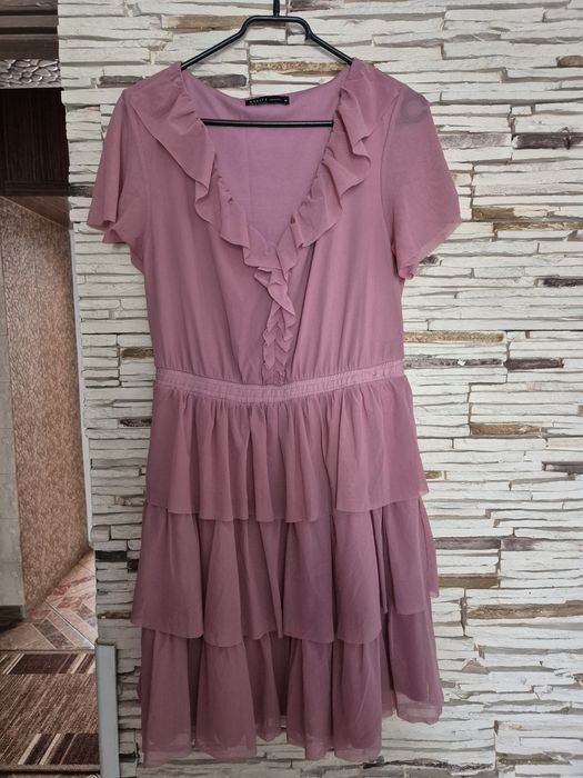 Nowa sukienka rozm 38 Mohito