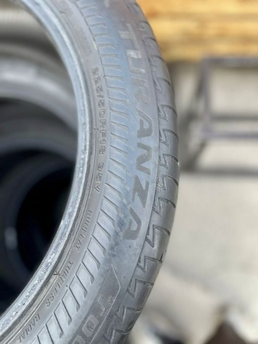 Літні шини 225/50 R18 Bridgestone