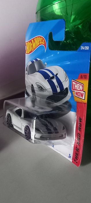 Dodge viper hot wheels