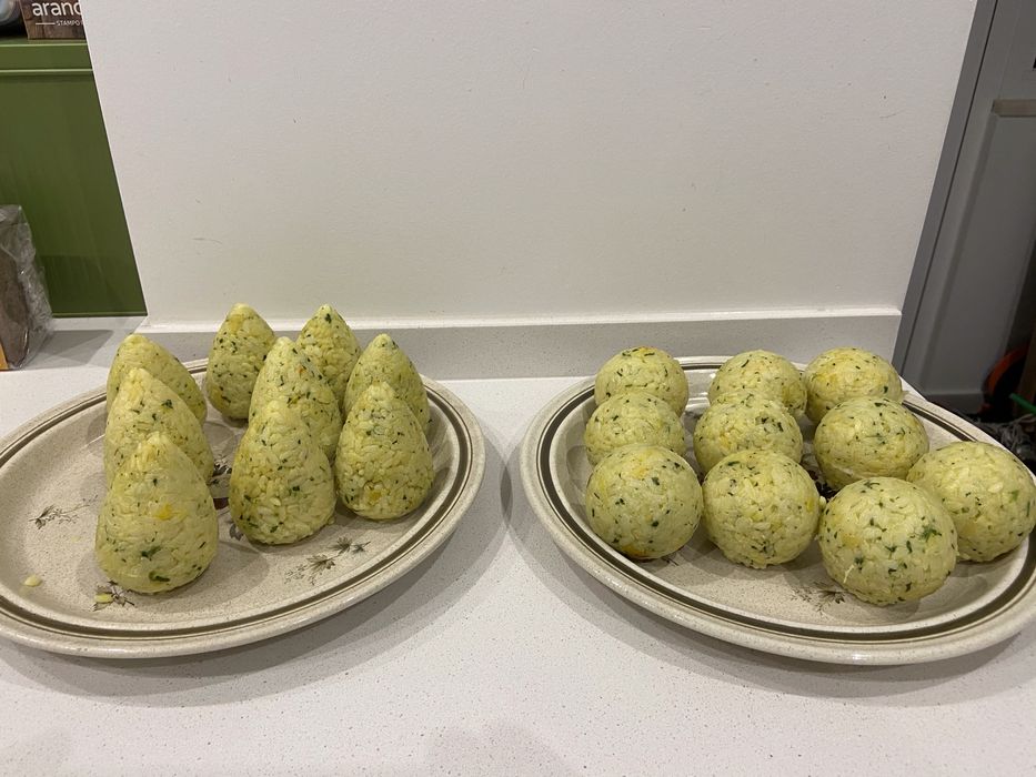 Maquina italiana para fabrico rapido de arancini com varios moldes