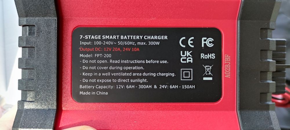 Зарядное устройство Foxsur fpt-200