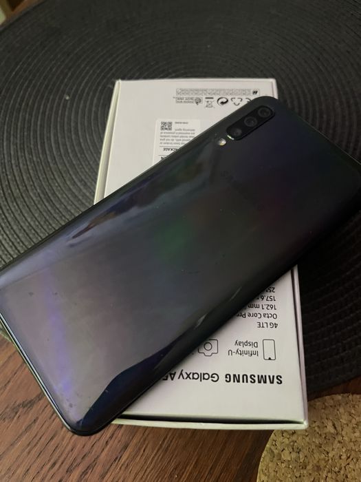Samsung A50 128gb czarny z etui