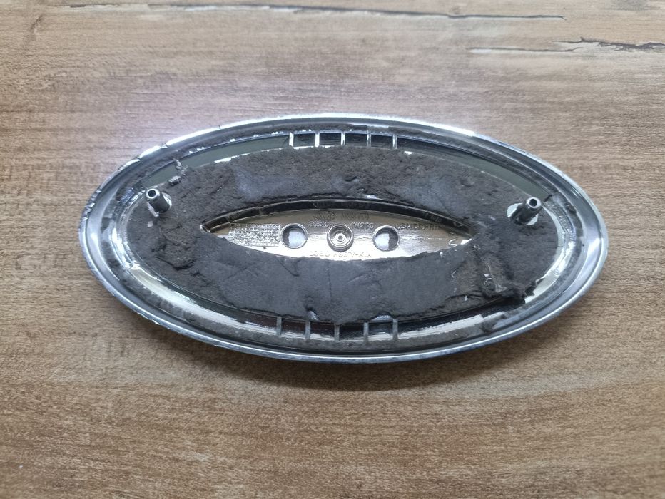 Логотип (емблема) Kia Sportage на задню дверь