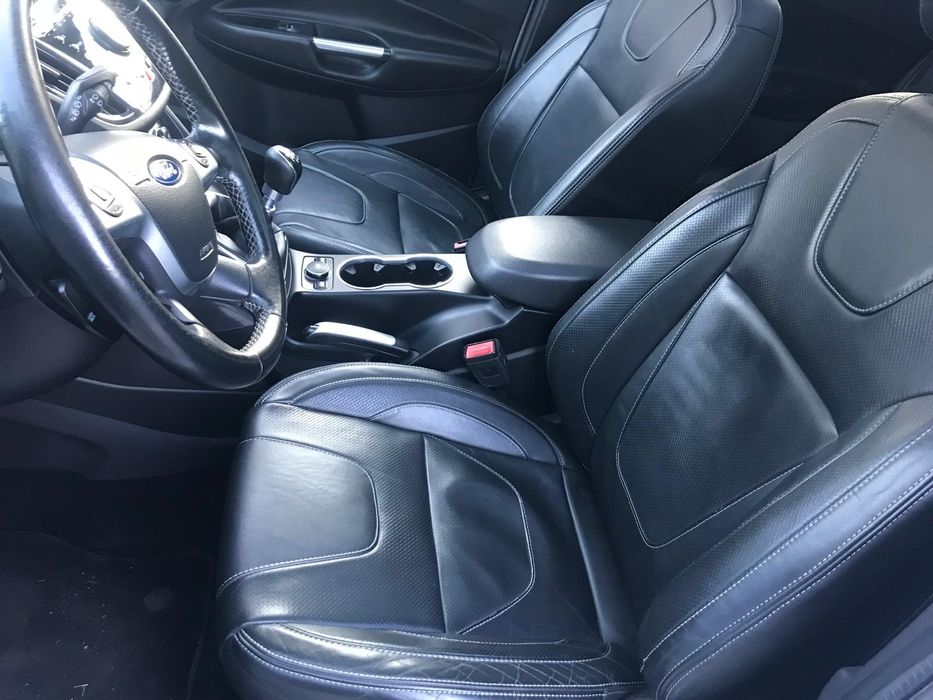 Ford Kuga 4x4 ST-line
