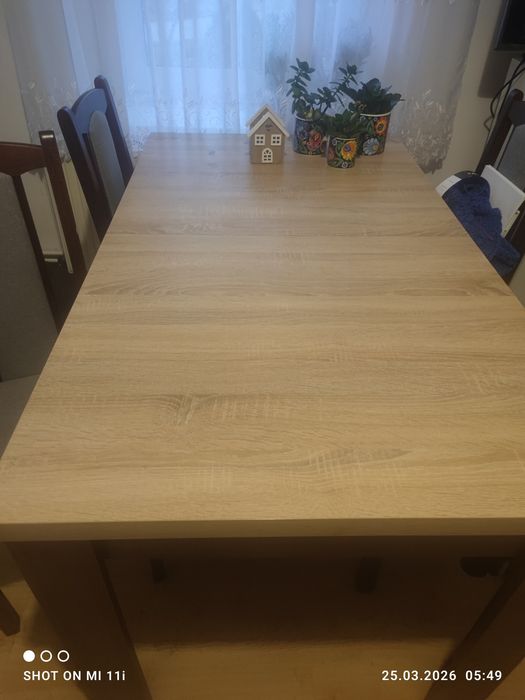 Stół rozkładany+ krzesła