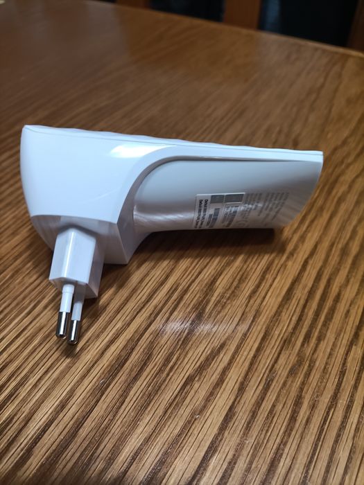 Ac750 Wi-fi Range extender RE200