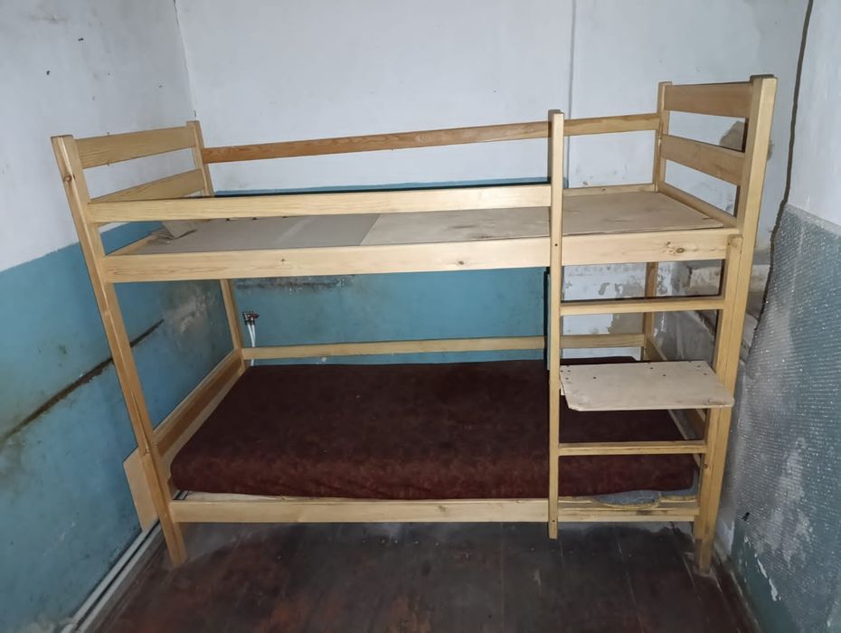 Кроваті 2х поверхові з дерева 3 пари