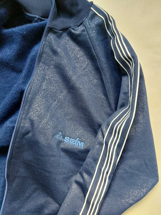 Мужской спортивный костюм с лампасами.Новый.